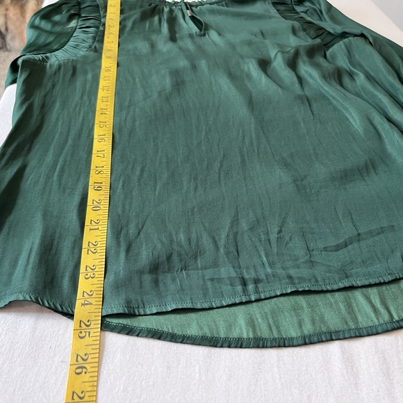 LOFT Dark Emerald Green Silky Shirt Blouse Size L Ruffle Neck Victorian Work - Picture 7 of 9